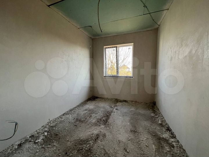 Дом 141 м² на участке 6,8 сот.