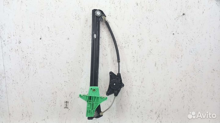 Стеклоподъемник задний правый Volkswagen Tiguan 2