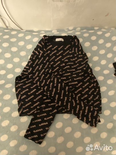 Свитер с длинными рукавами