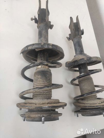 Стойки амортизатора Subaru