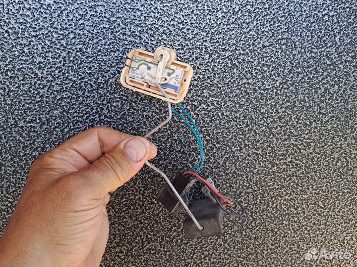 Датчик уровня топлива mercedes w203 1.8 компрессор