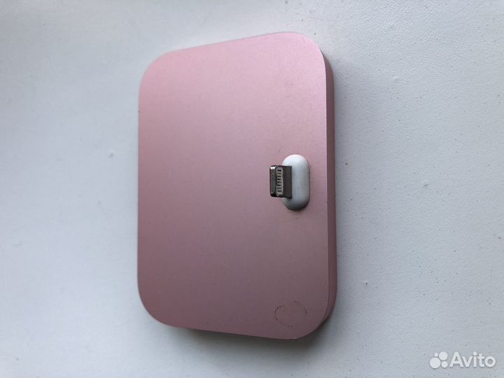 Оригинальная док-станция Apple