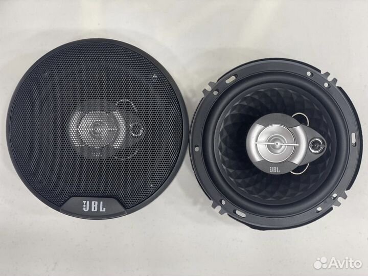 Динамики JBL 16 см 680W