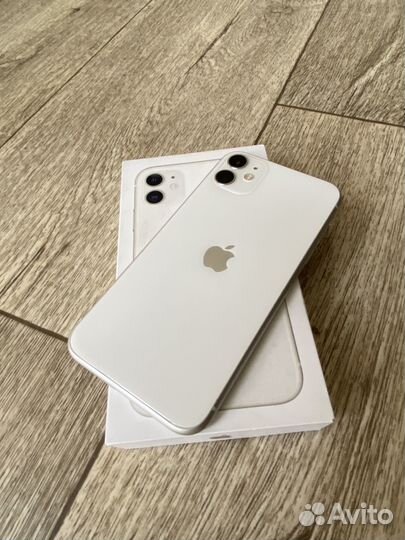 iPhone 11 128 gb акб 82