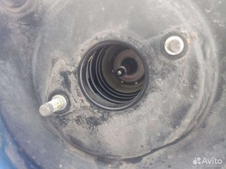 Вакуумник Opel Astra G хетчбек 1.6I 1998