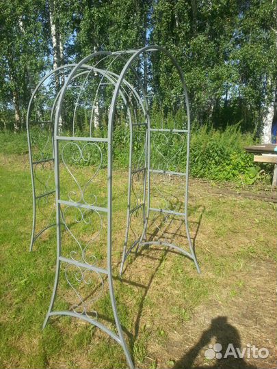 Арка садовая