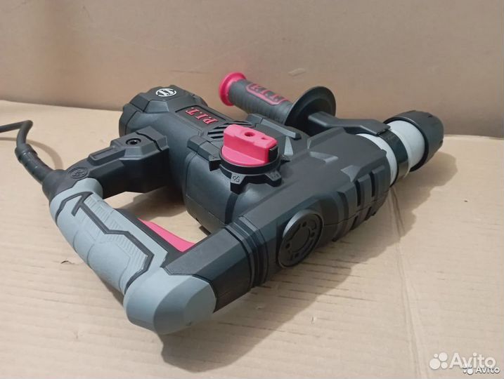 Перфоратор P.I.T 1500 вт 6 дж