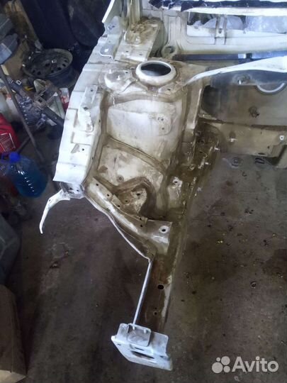 Четверть передняя правая Kia Cerato 3 YD