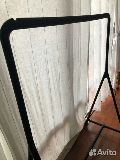 Вешалка для одежды напольная