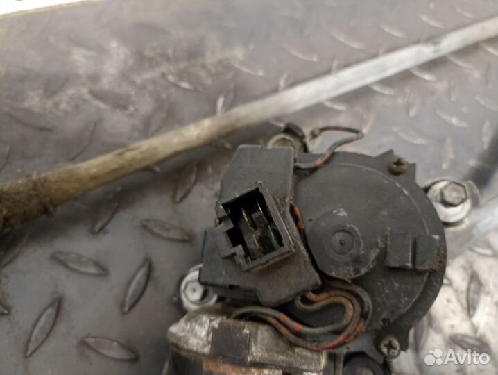 Трапеция стеклоочистителей для Toyota Hilux Surf