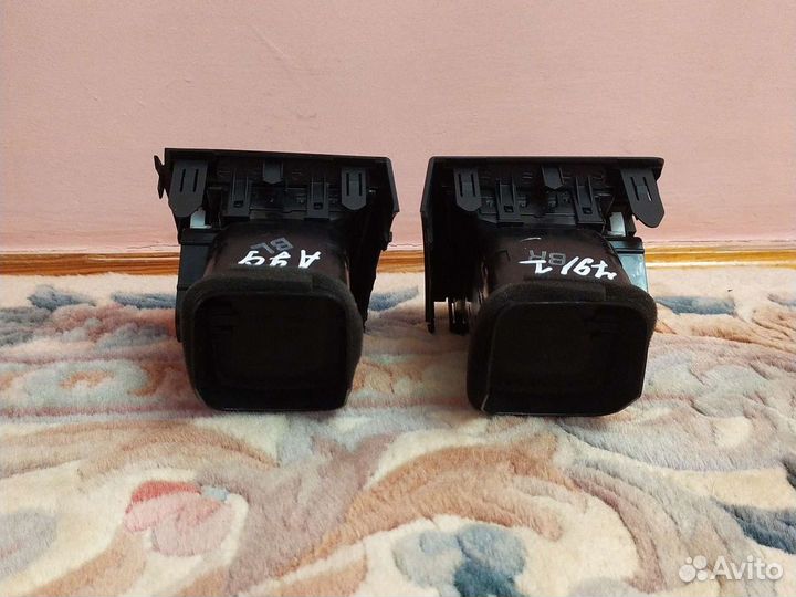 Воздушные дефлекторы Toyota Land Cruiser 200