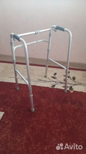 Ходунки для взрослых