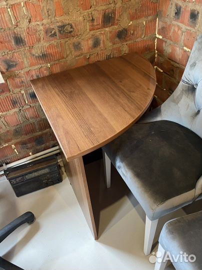 Стол угловой
