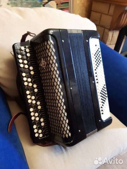 Баян