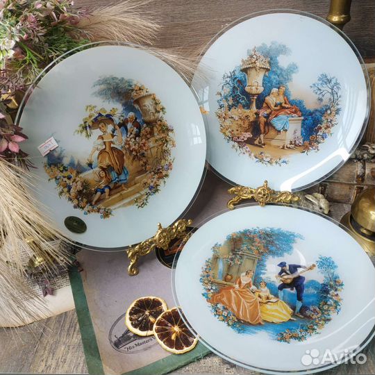 Антиквариат из Европы. Декоративные тарелки