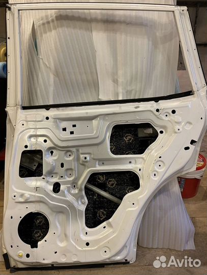 Дверь задняя правая Nissan X-Trail T-32