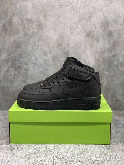 Кроссовки Nike Air Force 1 Mid ‘07