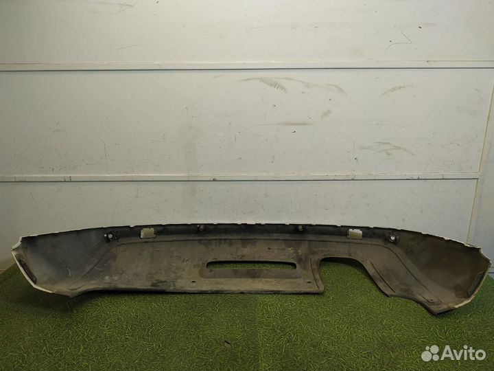 Юбка накладка нижняя заднего бампера зад. Audi Q3