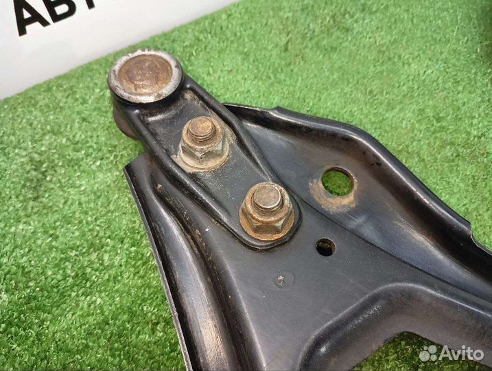 Рычаг передней подвески Renault Kangoo