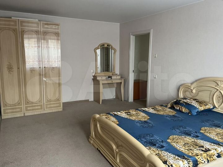 2-к. квартира, 59 м², 6/10 эт.