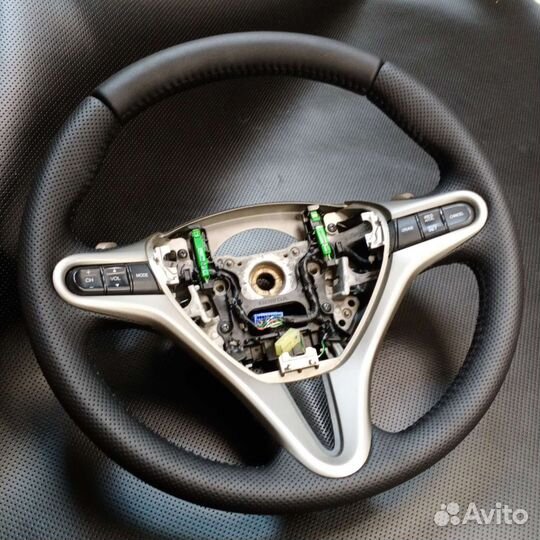 Руль honda civic 4d (обмен)