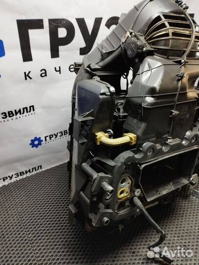 Отопитель в сборе (печка) Volvo FH4 22071146