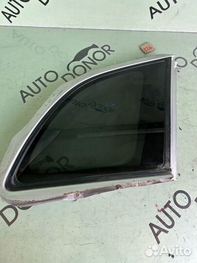 Форточка задняя правая toyota rav 4 xa20