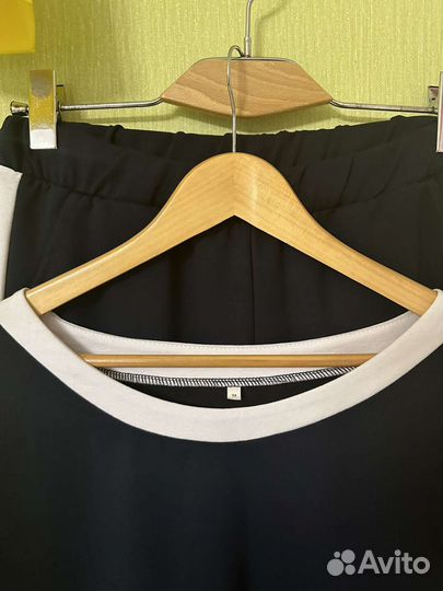 Костюм женский