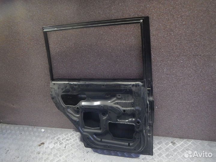 Дверь задняя левая, Mitsubishi Pajero