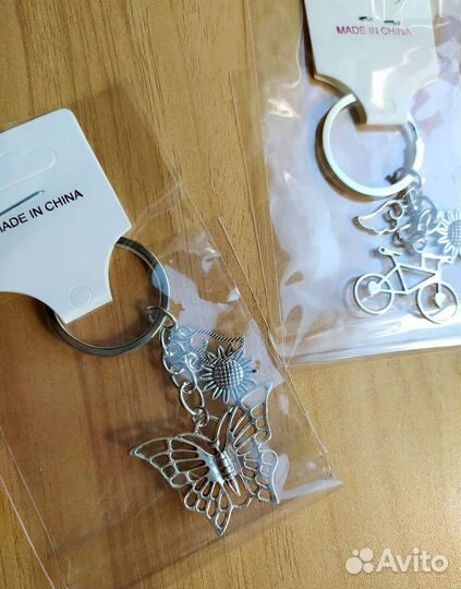 Брелок металлический
