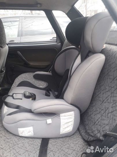 Детское автомобильное кресло