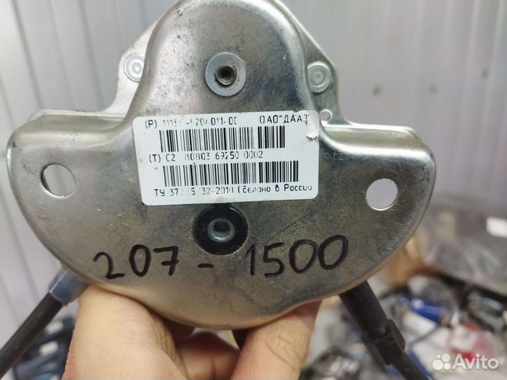 Стеклоподъемник механический левый задний Калина