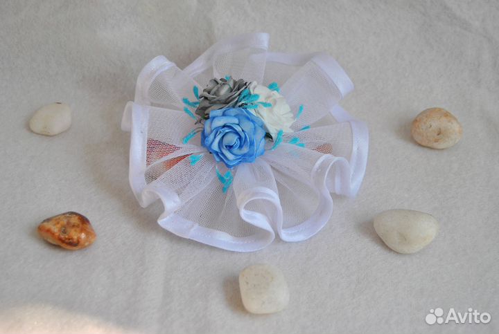 Заколки с цветами