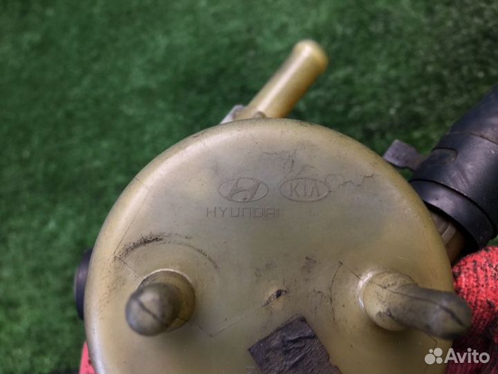 Бачок гидроусилителя Hyundai Santa Fe CM D4EB