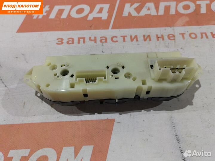 Блок управления печки/климат-контроля Ford Kuga 2