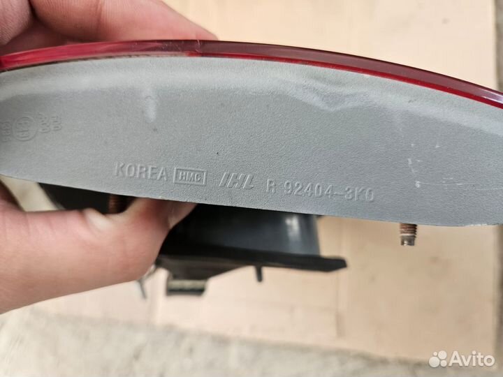 Фонарь крышки багажника правый Hyundai Sonata NF