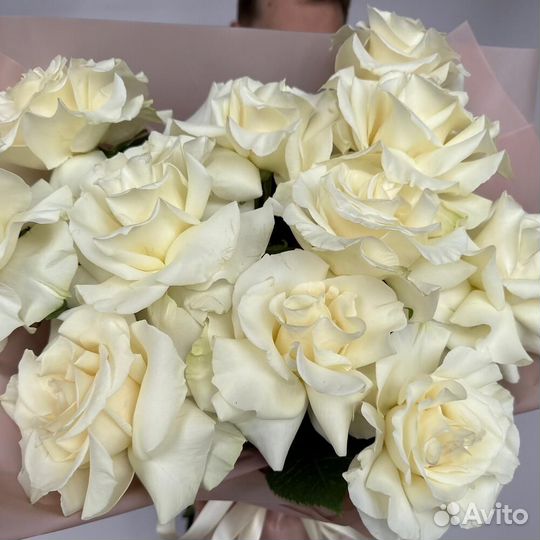 Букет белых роз французских