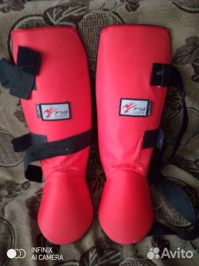 Накладки на ноги для каратэ