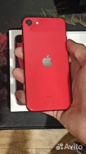 iPhone SE (2020), 64 ГБ