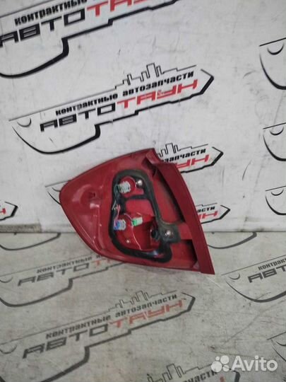 Фонарь mazda verisa DC5R DC5W P4417 правый D461511