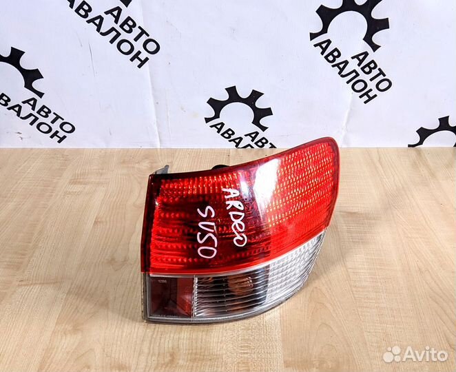 Стоп сигнал Toyota Vista Ardeo