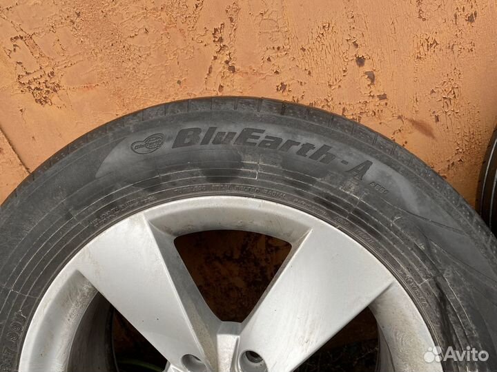 Yokohama BluEarth-A AE-50 215/65 R17