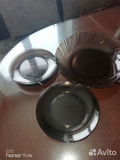 Посуда для сервировки стола