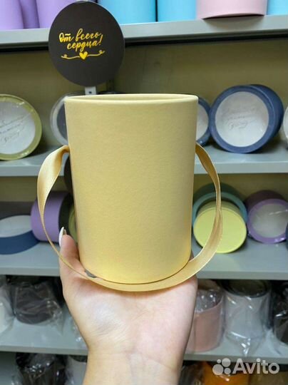 Коробка шляпная для цветов и подарков