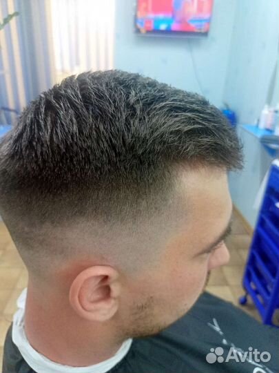 Парикмахер -барбер