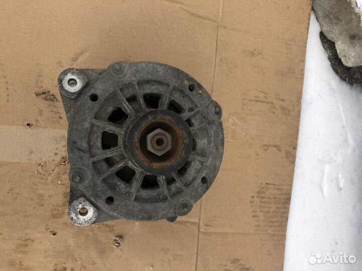 Генератор на Фольксваген туарег Ауди G7 3.2 4.2