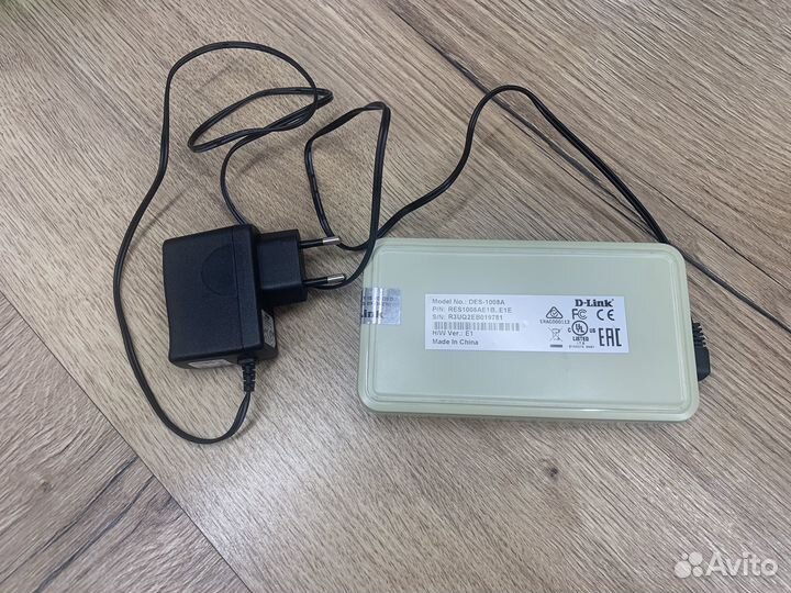 Свитч D-link Des-1008A коммутатор