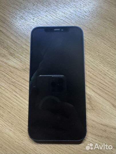iPhone 12, 64 ГБ