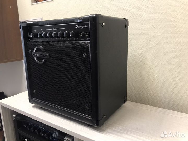 Комбоусилитель Carlsbro Stingray 15r
