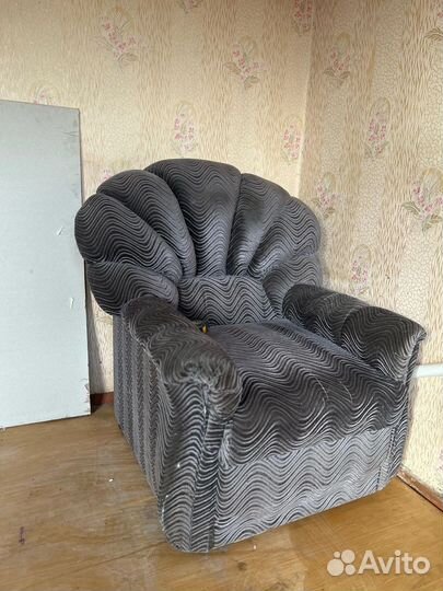 Диван и кресло